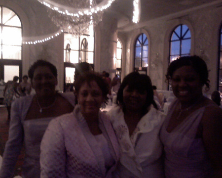 bobbie, linda, lelia, kiesha