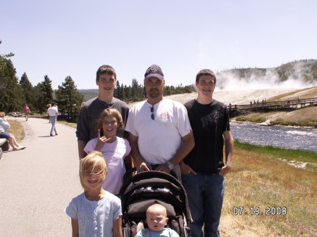 Family trip to Yellowstone '08