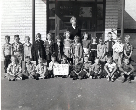 Mrs. Spencers 1st Grade Class 1956-1957