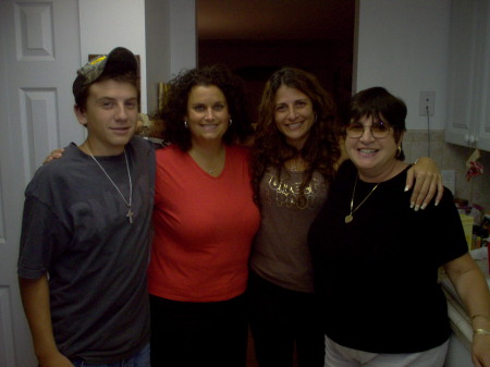 Michael (jr.) Lesa, Maria and  my Aunt