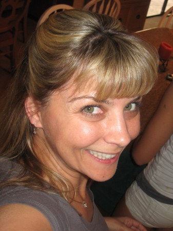 Julie Garvin's Classmates® Profile Photo