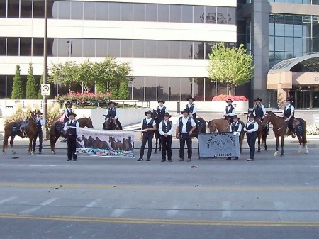 Midwest Mustangs at AR parade KC