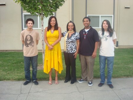 Barbara Reed & Kim Richina with her students