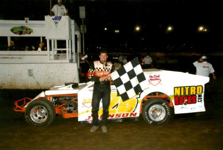 feature win 08