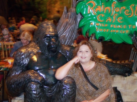 Rain Forest Cafe in Las Vegas 2005