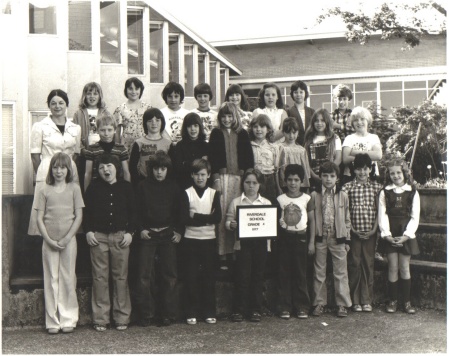 riverdale class photo 1977
