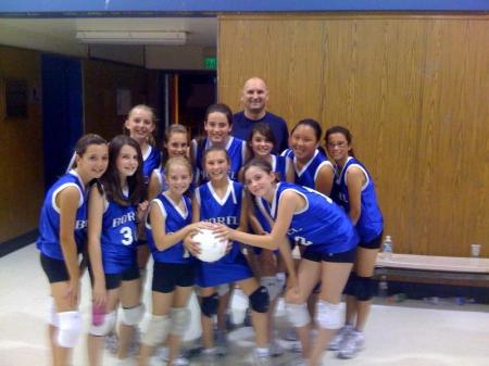 Olivias Vollyball Team 6th grade champs
