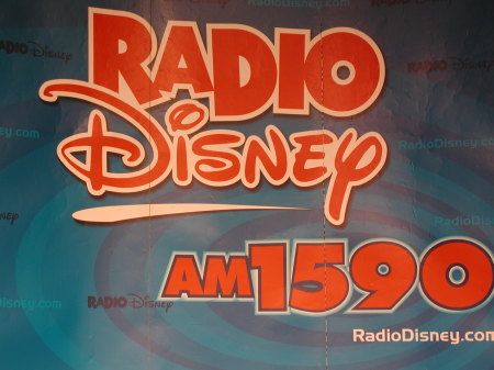 Support your Disney station