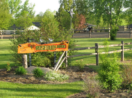 RoseBud Lodge