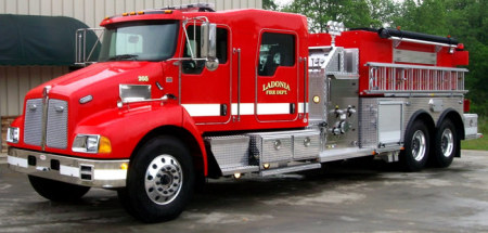 2000 Gallon Tanker / Pumper