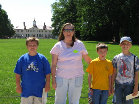 Mt. Vernon with Kyle (yellow shirt)