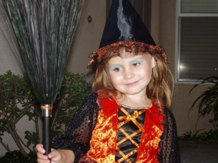 Kaylee ~ Haloween 2005