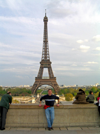 Mike in Paris 2004