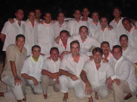 Can Cun beach party Oct 04