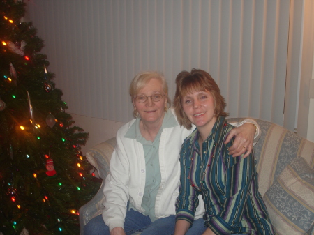 mom and me, christmas '05