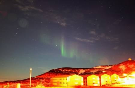 Aurora Australis - McMurdo Station, Sept 22, 2007