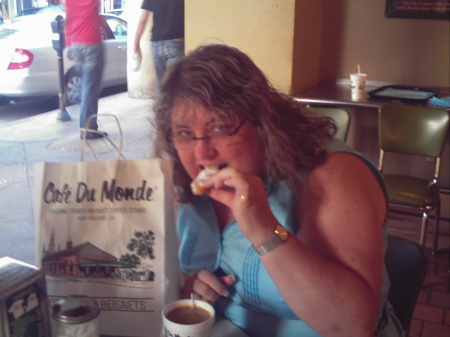 Beignets and Cafe au Lait at Cafe Du Monde in New Orleans - pre-hurricane 2005