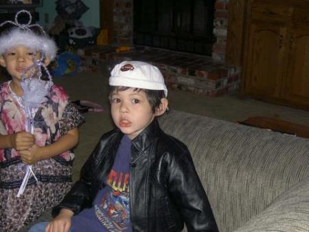 Declan kid #4 halloween 2005 with charlize!