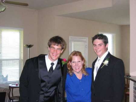 Lee's best friend Clay, Clay's mom Sarah, and Lee before Prom