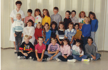 4th Grade 1n 1990