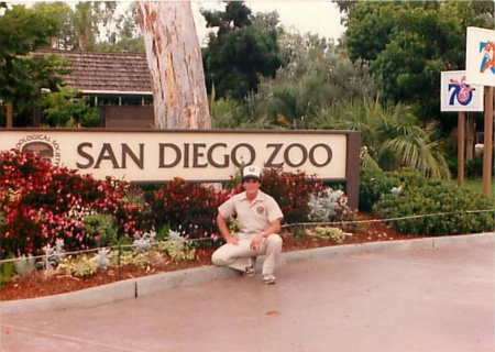 tony zoo sign