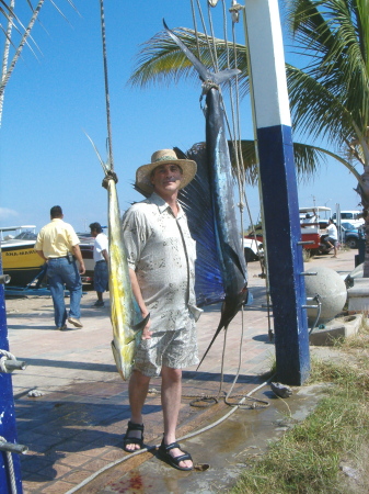 8' Sailfish & 4' Mahi Mahi