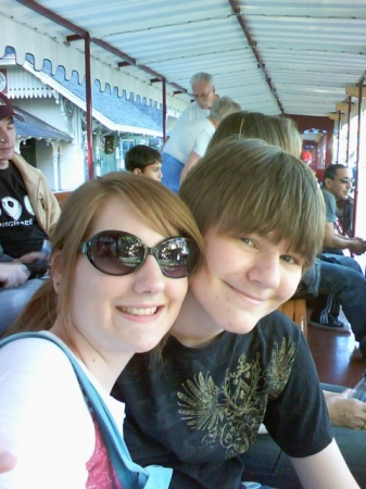 Breanna and Aaron - Disneyland 2009