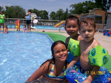 Kameron, Alexis, and my nephew Clay summer'07