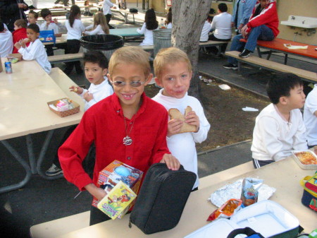 big d and lil d at school lunch