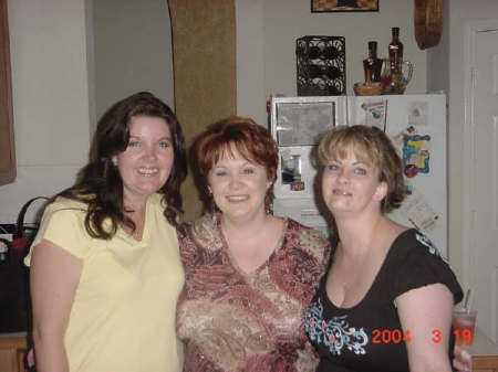 Me, Laura Barnes & Renee Cameron, 2004