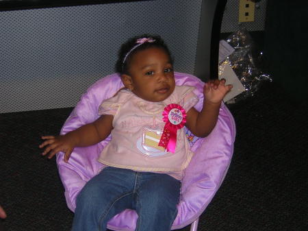 Neveah's 1st birthday at Chuck E. Cheese