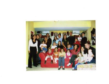 Thanksgiving Rodriguez Family 05 (Mary Strobel second on the left)