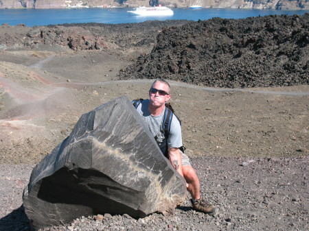 Santorini volcano boulder toss