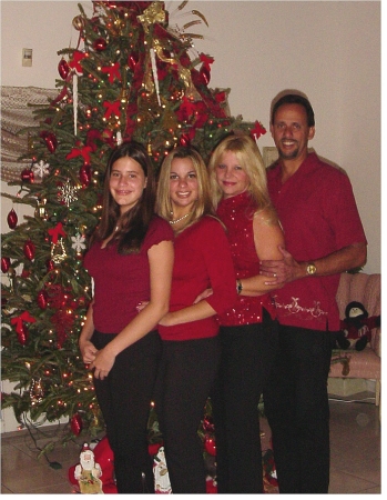 My Family - Stephie, Elizabeth, Me and Rob