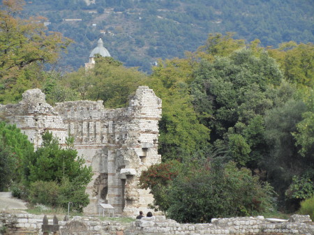 Ruins in Nice