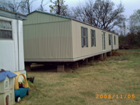 like new 3 Bed 2 Bath Mobilehome,