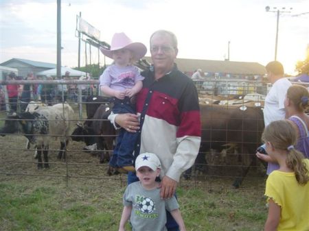 Papa takes the babies to the Rodeo