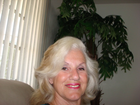 Elaine Powell's Classmates® Profile Photo