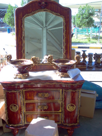 table and mirror set