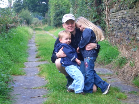 edwardand kids hiking 2007