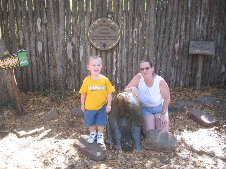 first trip 2 zoo.