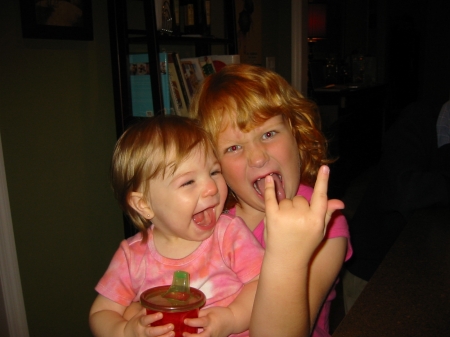 Crazy girls, Feb. 2006