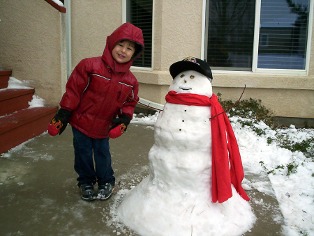 Joseph's 1st snowman 12/05