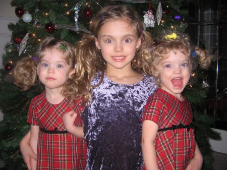 Gabriella (3), Taylor (9), Isabella (3)