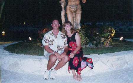Sherrie and In Cancun 2004