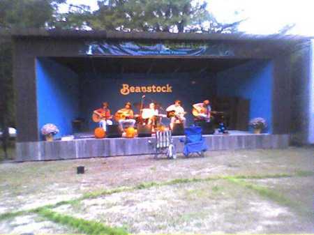 October 2004: A Round Robin Songswap, The Beanstock Festival, Tom Bean, TX