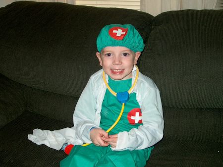 Dr Ty Halloween '05---age 3.5