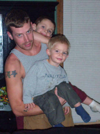 10-31-07 - Justin & boys