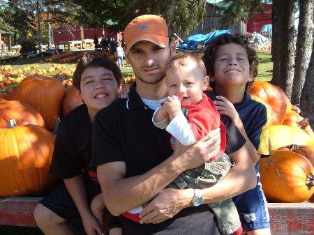 2008_1011pumpkinpatchfun0018