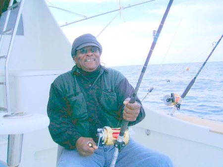 FISHING FOR TUNA AND WAHOO 2006